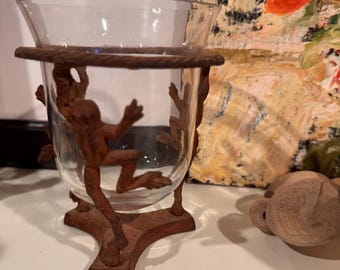 Cast iron frogs with glass