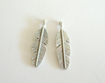 2 Feather Charms for your Creations