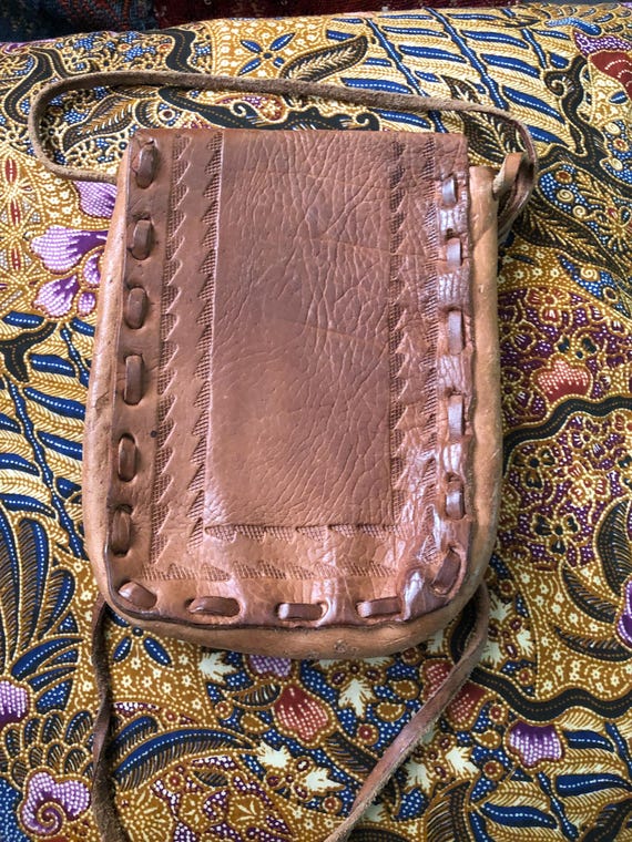 Small rectangular tooled leather crossbody bag - image 4