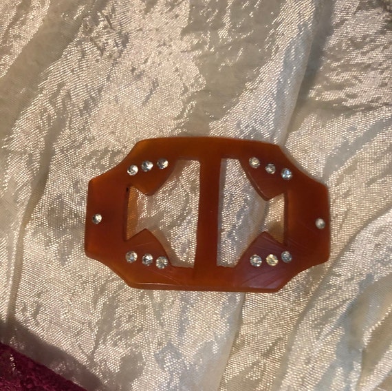 1940s root beer lucite buckle with rhinestones - image 1