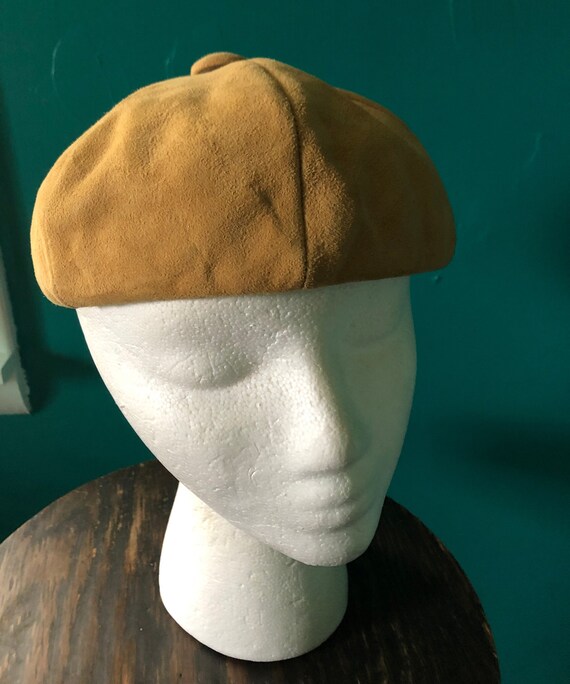 Early 1960s butter soft suede beret