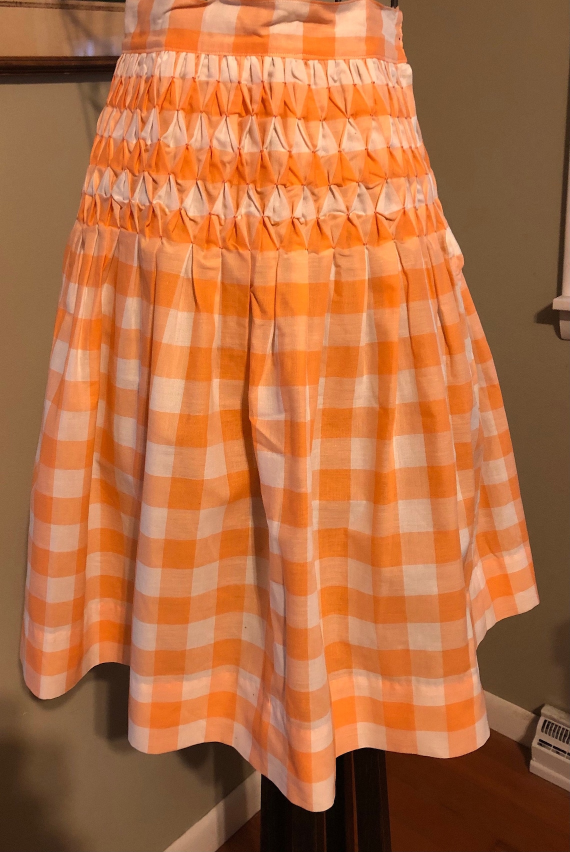 1950s orange and white gingham check skirt with smocked hips | Etsy