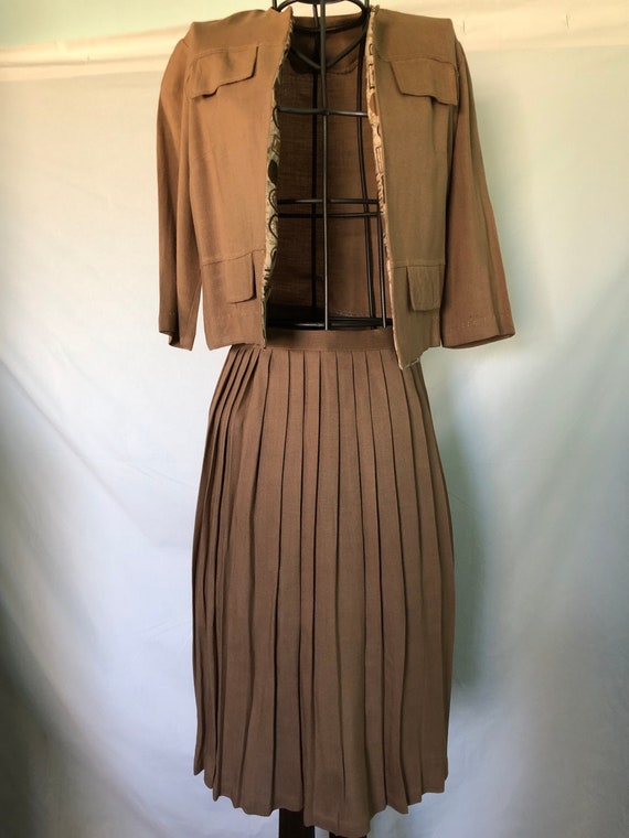 1950s taupe linen blend skirt and jacket suit