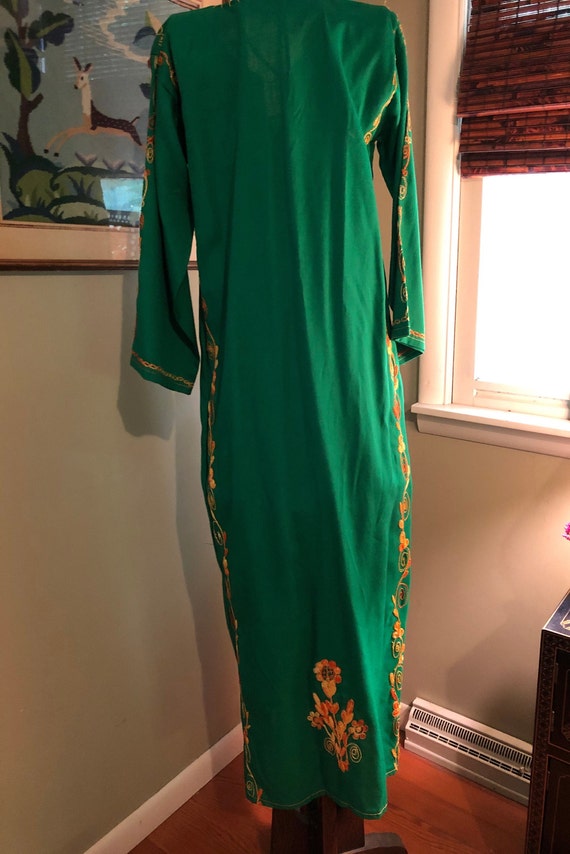 1960s embroidered green caftan - image 6