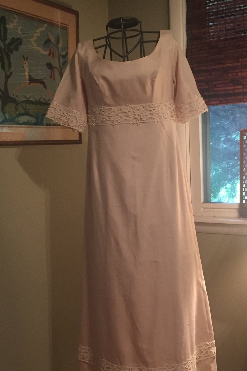 appliqu\u00e9 and pearlwork 1964 ivory silk wedding dress with rose lace