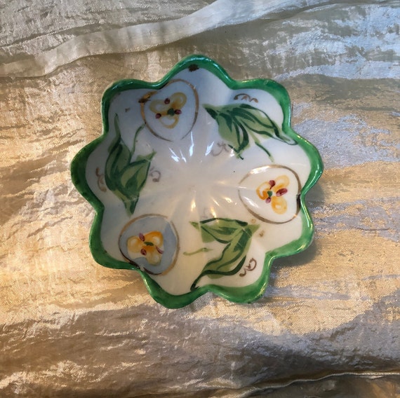 1930s footed porcelain ring dish - image 1