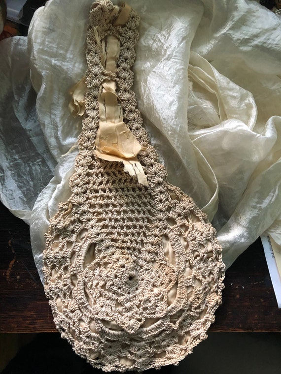 1910s ecru crochet bag - image 4