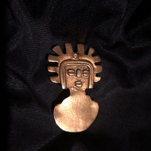 ALVA MUSEUM REPLICASアルバミュージアム ホルス神の鷹ブローチ Alva Museum Replicas - Etsy