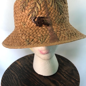 1980s Straw bucket hat with raffia coconut palm and monkey