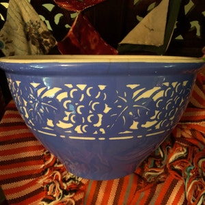 Villeroy and Boch Dresden Concord pattern bowl