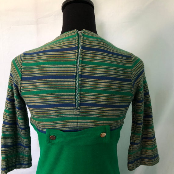 1960s Kelly green knit mini dress with stripe sle… - image 6