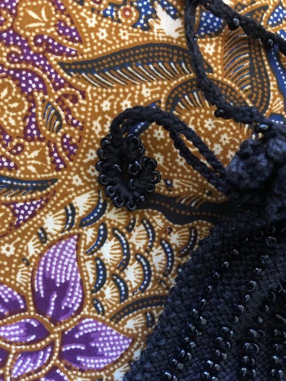 1920s black beaded and crochet bag - image 7