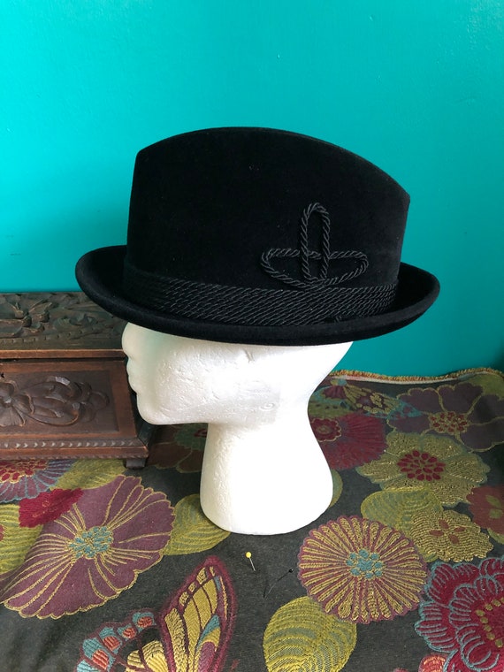 Early 1960s Richman Brothers men’s black velvet f… - image 3