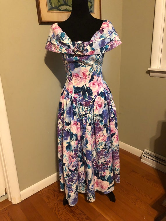 1980s floral print dress with basque waistline