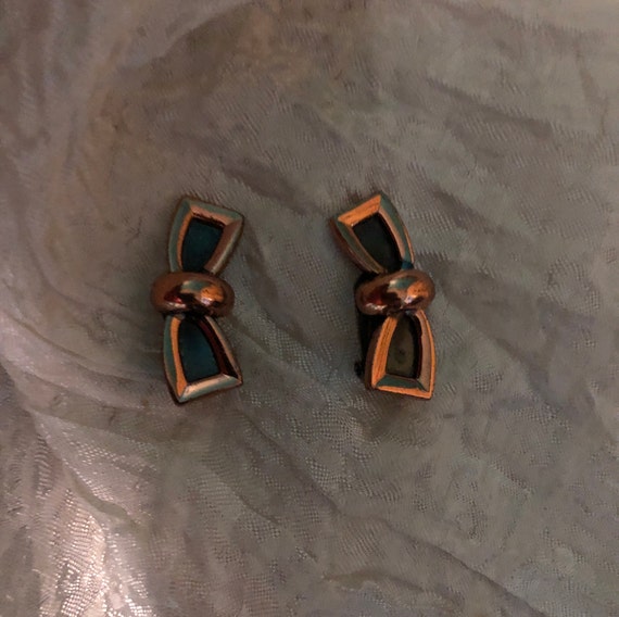 1950s Renoir copper bow clip on earrings - image 1