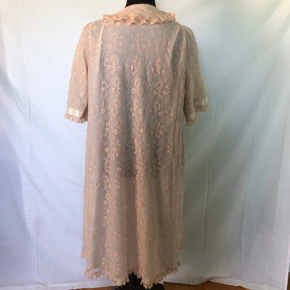 1950s rose beige lace over powder blue nylon dust… - image 7