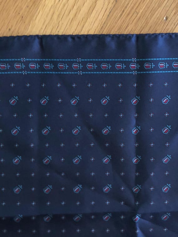 Shield pattern silk pocket square - image 3