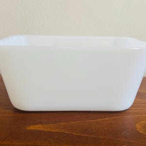 Vintage 1950s Glasbake White Milk Glass Loaf Pan/Baking Dish