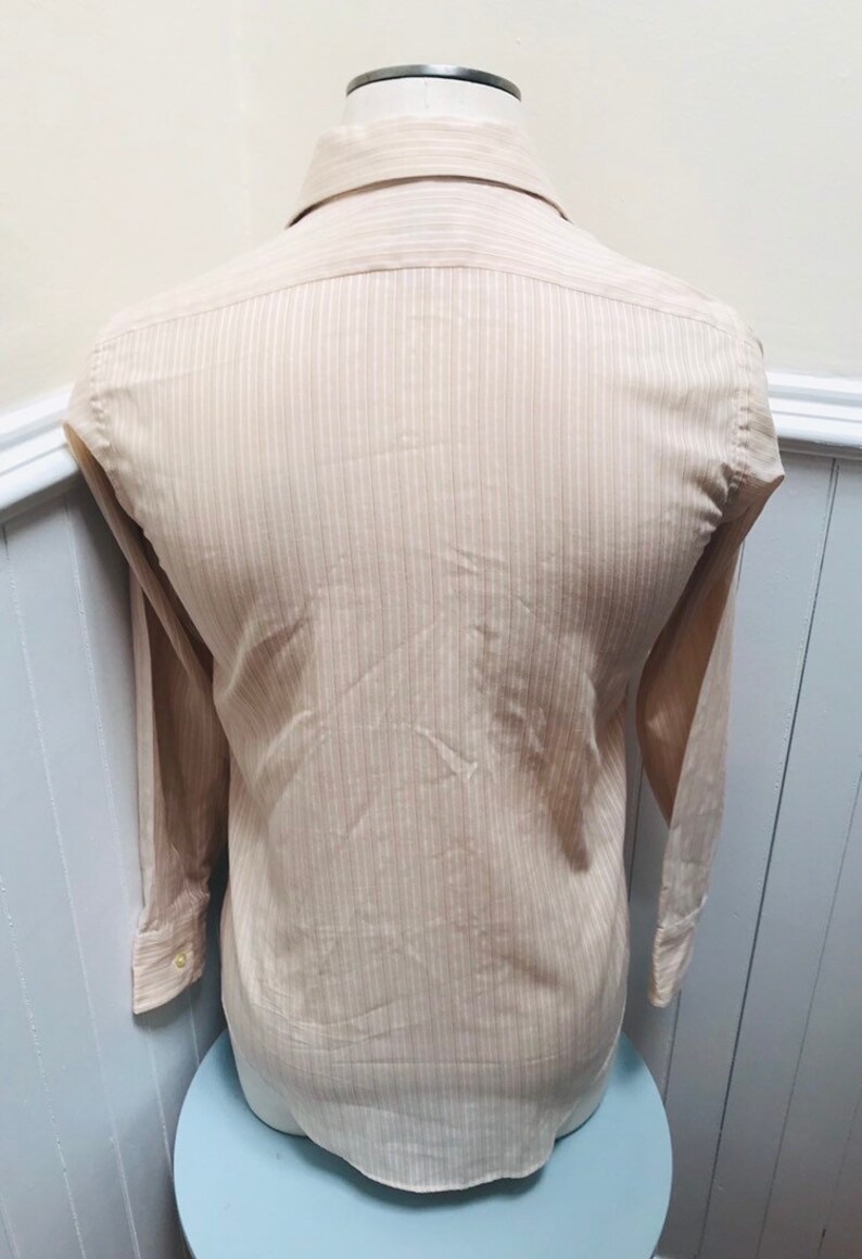 Vintage 1970s Striped Peach and White Men/'s Shirt by Arrow Mark V 15 32 33