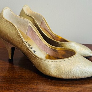 80s Gold Heels - Etsy display picture 1