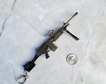 Llavero réplica de arma grande M249 SAW, regalo personal o de cumpleaños.
