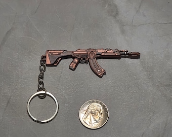 Keyring Weapon Copper Colored Fantasy Gun Replica Keychain Personal Gift | Birthday Gift