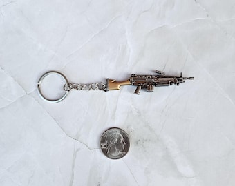 Llavero réplica de arma mini M249 SAW regalo personal / llavero de ametralladora M249
