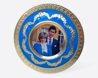 Vintage Royal Wedding Souvenir Blue Gold Tin 1981 Lady Diana Prince Charles Princess of Wales King of England The Crown