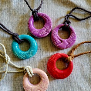 Ceramic mandala loop necklace