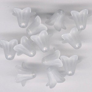 White Lucite Lily Beads, 18mm, 12 Pieces, Frosted White Lily Earring Bead, White Lily Bead, White Flower Bead, Bead Source, Julie's Beads image 3