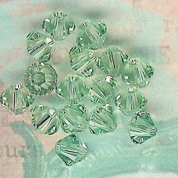 4mm Chrysolite Austrian Swarovski Crystals-16 pieces, Swarovski Chrysolite Bicone, 4mm Swarovski, Light Green Crystal, Chrysolite Bicone