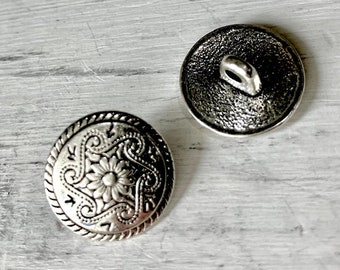 2pc-14mm Silver Plate Floral Button, Fancy Button, Pretty Button, 16mm Silver Button, Leather Wrap Button, Fancy Button, Filigree Button