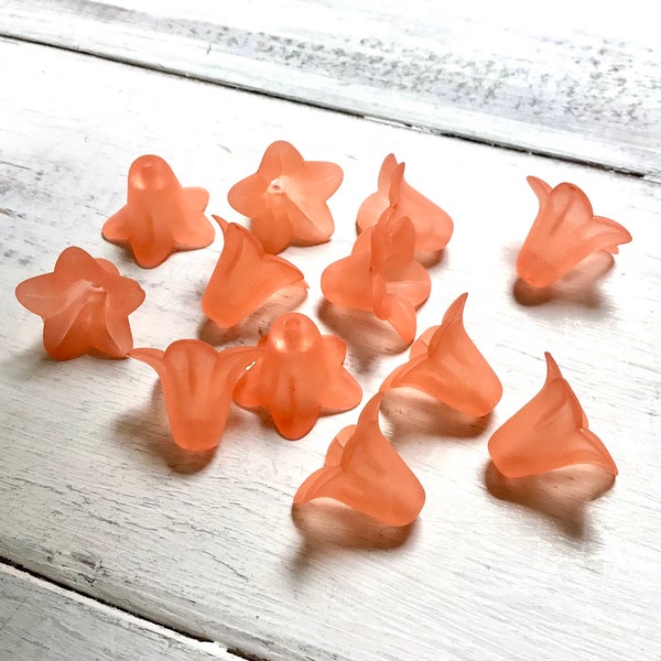 Coral Lucite Lily Beads, 18mm Orange Flower Bead, 12 Pc, Coral Lily Bead, Salmon Lily Bead, Pink Lily, Bead Source, Coral Orange Lily Bead