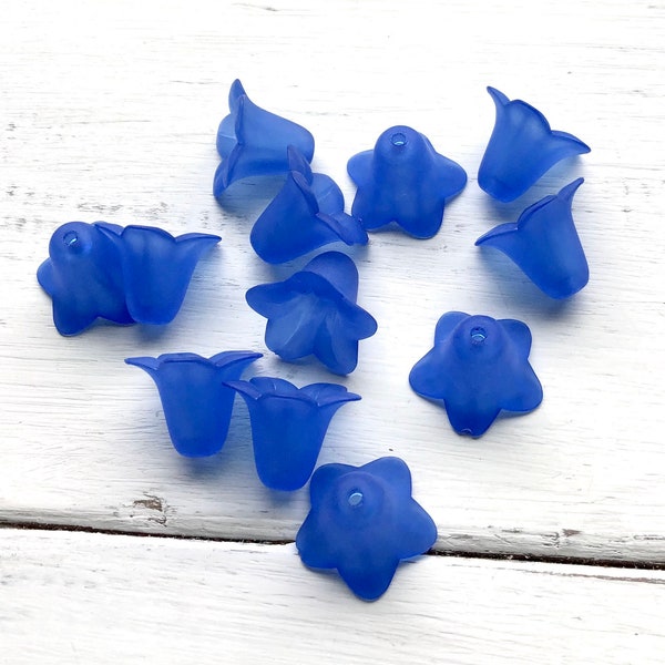 Royal Blue Lucite Lily Beads, 18mm Blue Lily Bead, 12 Pc Pkg, Blue Lucite Flower Bead, Sapphire Blue Lily Bead, Blue Wedding Flower, Blue