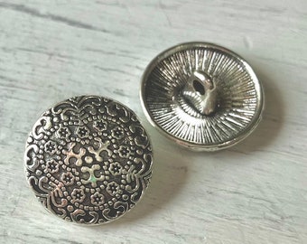 2pc, 16mm Silver Filigree Button, Fancy Button, 16mm Silver Button, Leather Wrap Button, Pretty Button, Vintage Style Button, Floral Button