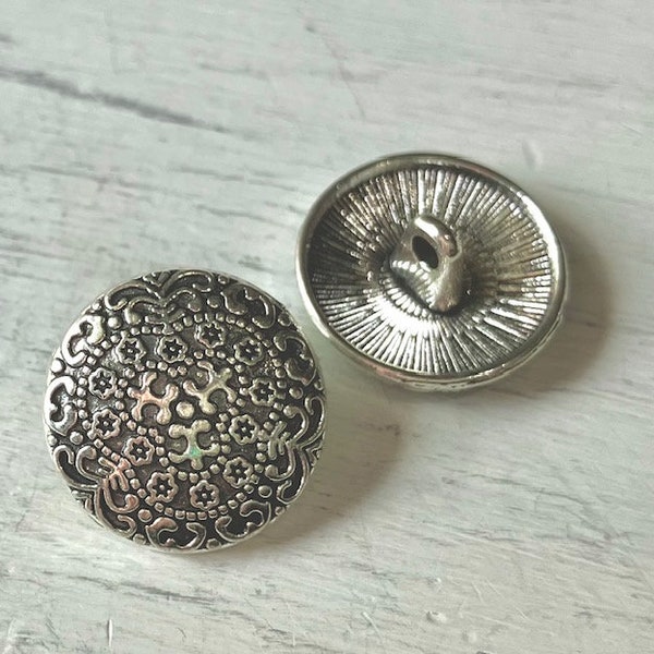 2pc, 16mm Silver Filigree Button, Fancy Button, 16mm Silver Button, Leather Wrap Button, Pretty Button, Vintage Style Button, Floral Button