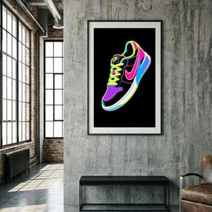 Impresión artística de zapatillas de neón - Póster de zapatillas deportivas vibrantes - Decoración de pared de zapatillas de arte pop - Arte atrevido para habitaciones de adolescentes imagen 3