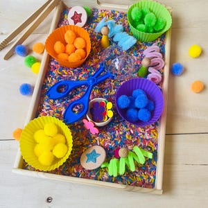 Montessori Färgsensorikit – Barns Sensoriska Låda – Sortering och Finmotorik – Sensorisk Aktivitet – Busy Bin – Pedagogiskt Spel +3 år