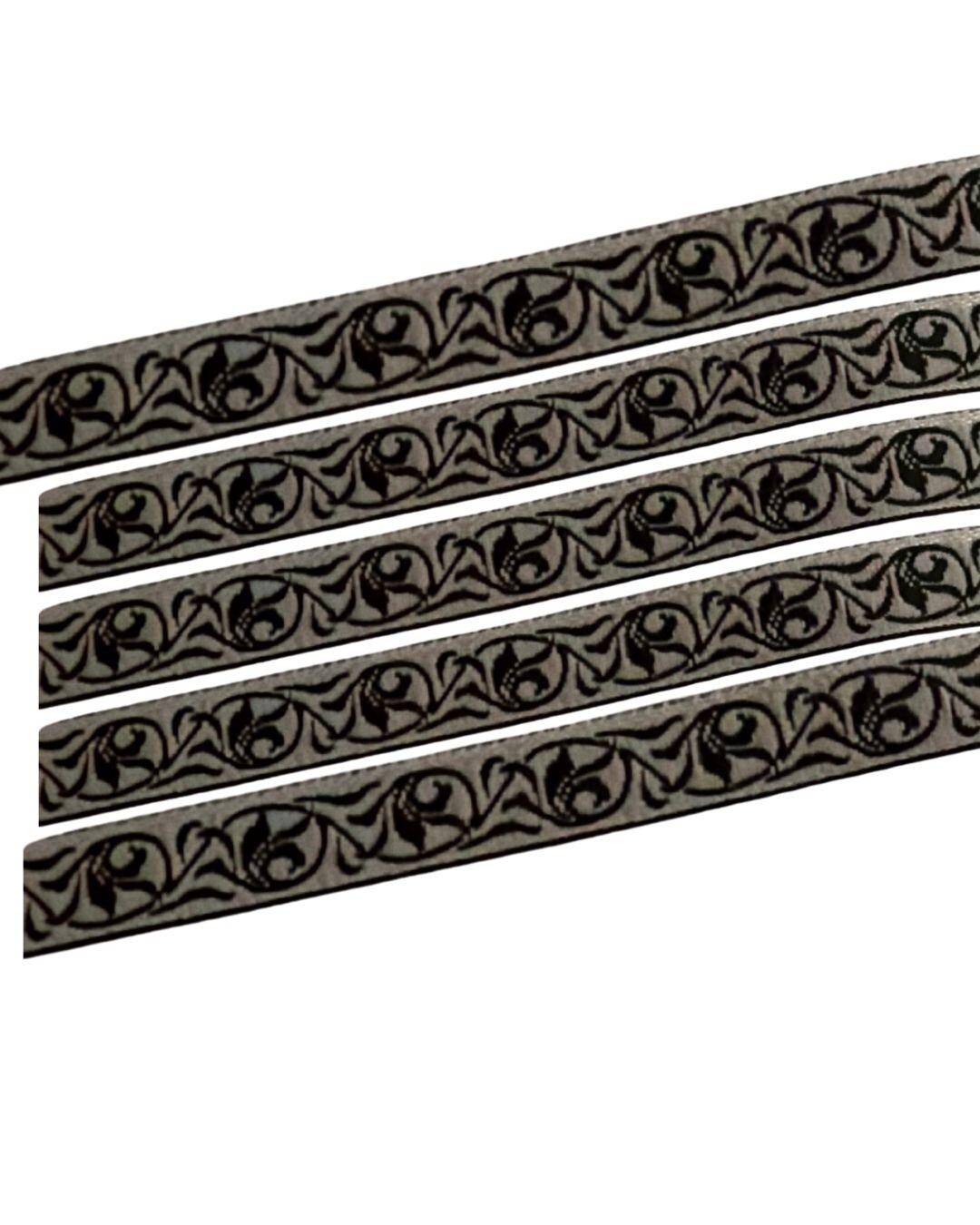 Renaissance Eave Ropes Renaissance Ribbons Navy and Ivory Woven Jacquard Trim 3/8