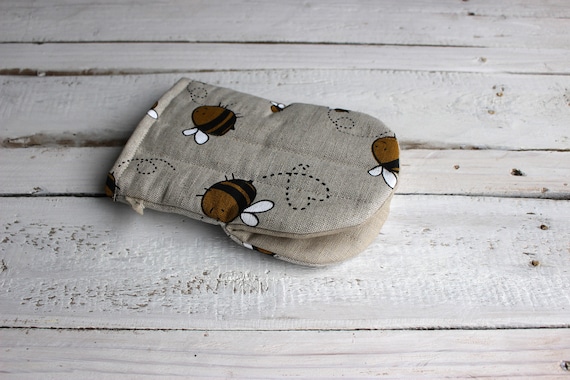 Linen Kitchen Gloves With Bees, Mini Oven Glove, Kitchen Mini Oven