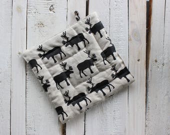 Pot Holder With Elk, Linen Kitchen Pot Holder Christmas Gift for the cook or baker