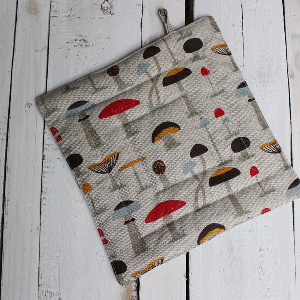 Kitchen Pot Holder with mushrooms, Christmas gift for the cook, Mushrooms lover gift, soft linen tray