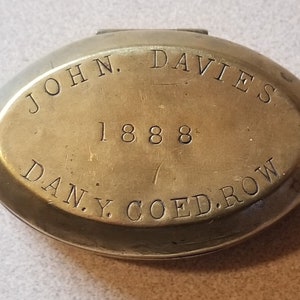 Antique Welsh Brass Miners Snuff Tobacco Box John Davies 1888 Dan. Y. Coed Row