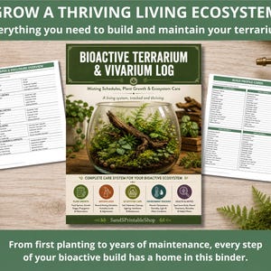 Könnte beinhalten: Ein Bioactive Terrarium & Vivarium Log Ordner-Cover mit einem Glasterrarium mit Farnen und Holz, umgeben von zwei druckbaren Tracking-Blättern, einem runden analogen Messgerät und einer grünen Sprühflasche auf einer Holzoberfläche.
