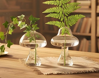 Glass Mushroom Vase, Bud Vase, Handmade Small Vase, Glass Vase, Hand Blown Glass Vase, Mushroom Lover Gift, Mushroom Decor, Mushroom Gifts