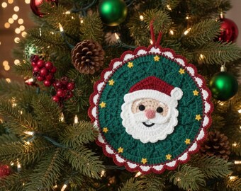 Santa Starburst Scallop Hanging Crochet Pattern PDF | Round Santa Wall Décor with Stars