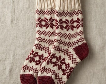 Crochet Tapestry Socks Pattern | Reindeer Winter Socks | Beginner Crochet Colorwork Socks PDF