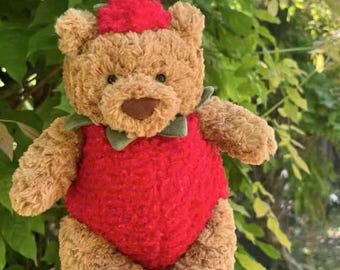 Peluche de Jellycat Bartholomew Bear con traje de fresa (artículo de colección, ya descatalogado)