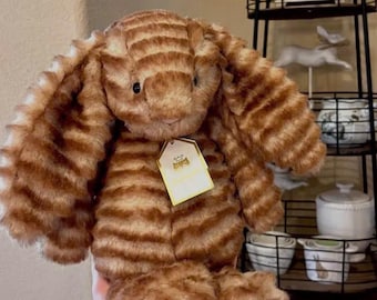 Coniglietto Jellycat Bashful Luxe Juniper, peluche marrone testurizzato, taglia media 30 cm.