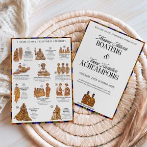 Peut inclure: Deux cartons d'invitation de mariage. L'un porte le texte "Bienvenue au mariage traditionnel de Maame Adwoa Boateng & Nana Kwadwo Acheampong, samedi 20 octobre 2026." L'autre est un guide d'une cérémonie traditionnelle.